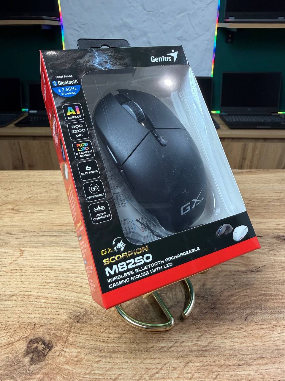 087c3a1d-3fcd-42f7-a9af-a8c9c72af63a Genius Scorpion M8250 Black