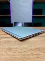 HP EliteBook 840 G5 — бічні порти та роз’єми