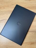 Dell Vostro 15 3515 вигляд зверху