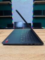 Dell Vostro 15 3515 вид збоку 2