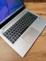HP EliteBook 840 G5 — клавіатура та тачпад