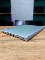 HP EliteBook 840 G5 — порти та різні роз'єми
