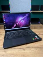 Lenovo IdeaPad Gaming 3 15ACH6 — відкритий ноутбук