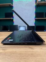 Lenovo IdeaPad Gaming 3 15ACH6 — вид збоку