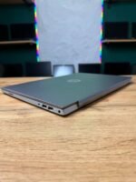 HP Pavilion 15-cs2048ur — вид зліва
