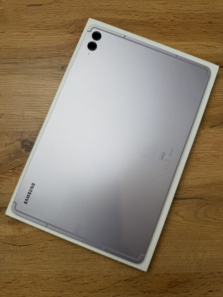 Samsung Galaxy Tab S9 FE+ задня панель