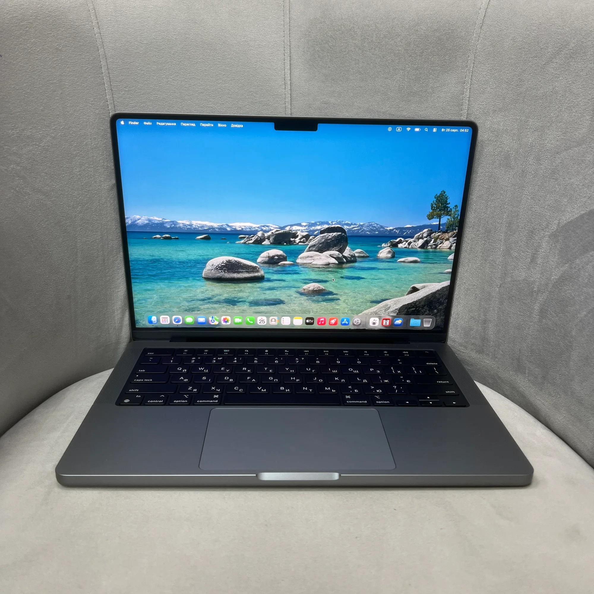 6aaacedeb9ad6e5391d7737a78311030417a62265504c3663337371aea406dc3 Apple MacBook Pro 14 M3 8GB 1TB Space Gray 2023 — ноутбук з Liquid Retina XDR дисплеєм