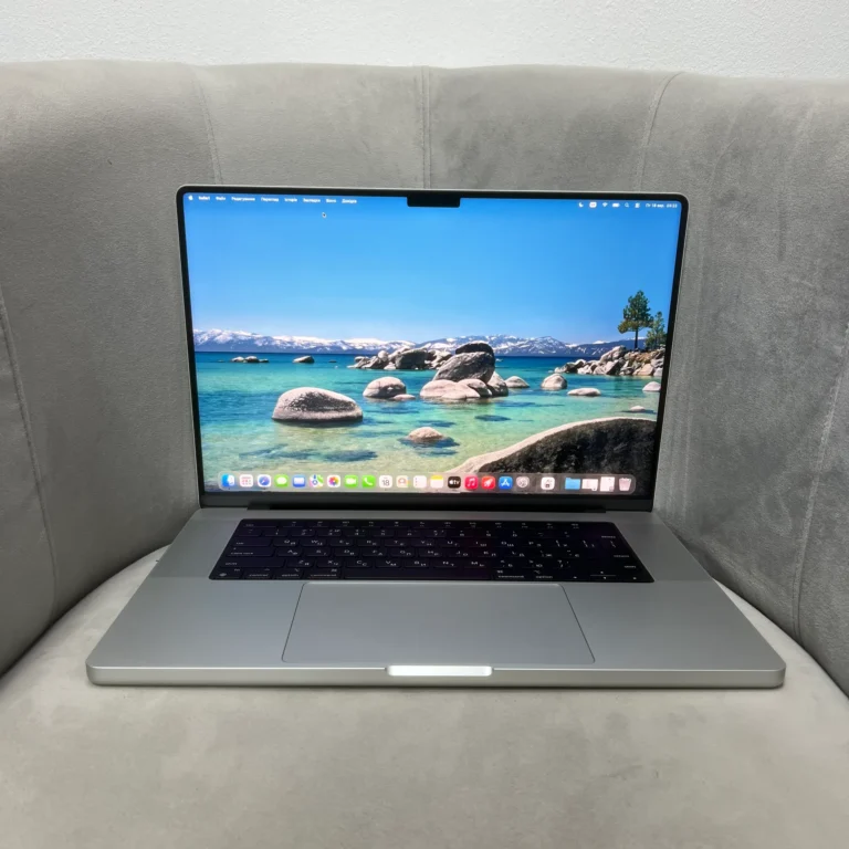 Apple MacBook Pro 16" M4 Pro 2024, 48GB RAM, SSD 512GB, Silver