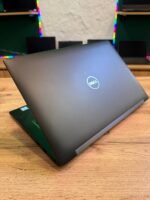 Dell Latitude 7480 — вид зверху