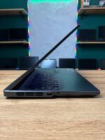 Lenovo Legion Pro 5 16ARX8 — вид збоку