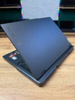 Lenovo Legion Pro 5 16ARX8 — вид спереду