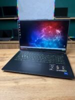 ASUS TUF F17 FX707VV-HX142 — клавіатура та дисплей