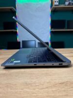 Lenovo LOQ 15ARP9 — вигляд збоку