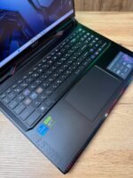 MSI Raider GE68 HX 13V — клавіатура