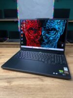 Lenovo Legion 5 15AKP10 — клавіатура та OLED-дисплей