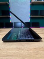 Acer Nitro 5 AN515-57-55ZS — вигляд з боку