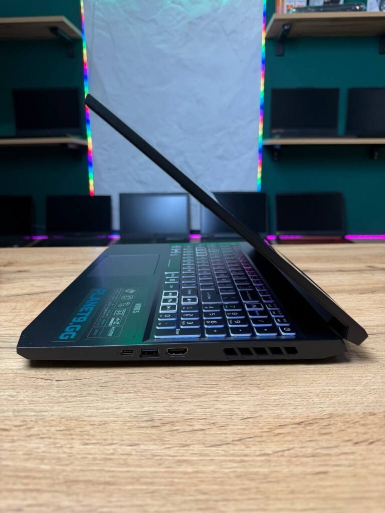 Acer Nitro 5 AN515-57-55ZS — вигляд з боку
