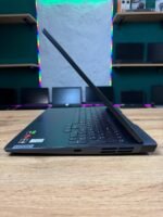Lenovo IdeaPad Gaming 3 16ARH7 — вид збоку