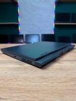 Lenovo IdeaPad Gaming 3 16ARH7 — вид зліва
