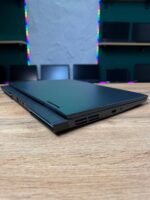 Lenovo IdeaPad Gaming 3 16ARH7 — вид зправа
