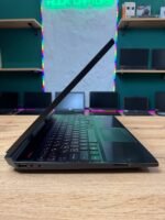 HP OMEN 15 — вид збоку