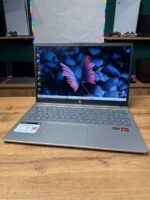 HP 15-fc0013od — клавіатура та дисплей