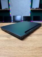 ASUS TUF Gaming A15 — вид зліва
