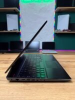 HP OMEN 15 — вид збоку