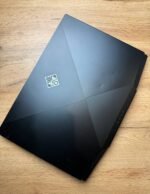 HP OMEN 15 — вид зверху