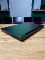 ASUS TUF Gaming A16 — вид зліва