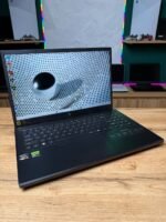 Acer Nitro V15 — відкритий ноутбук