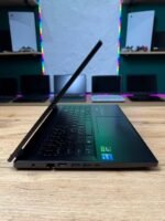 Acer Nitro V15 — задня частина корпусу