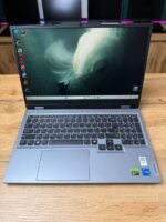 Lenovo LOQ 15IAX9 — клавіатура та дисплей